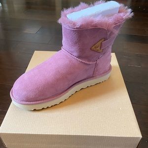 Ugh Mini Bailey Flex